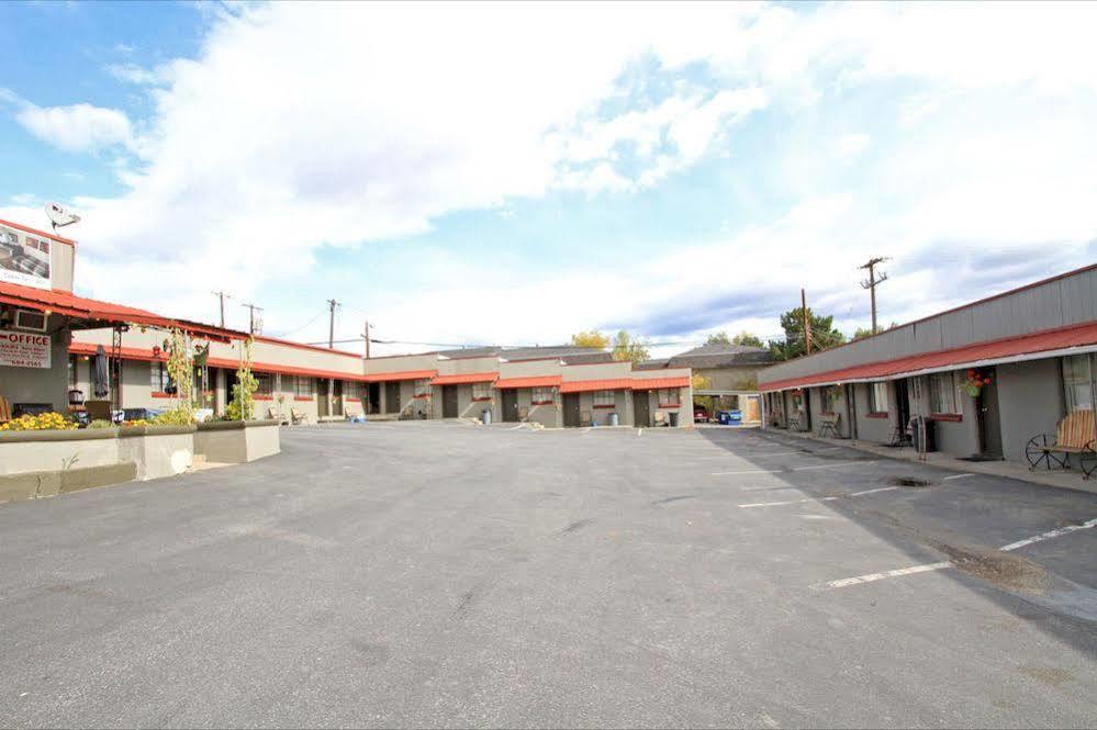 Selkirk Motel Colville Exterior foto